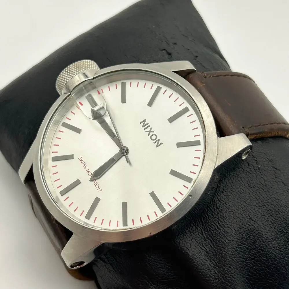 Nixon “The Chronicle” Lefty Mens Watch Silver Brown Leather Working New Battery